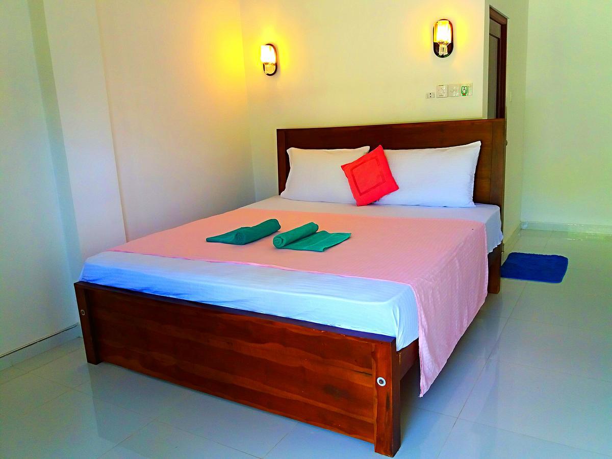 A&B Resort Negombo Kudapaduwa Ngoại thất bức ảnh