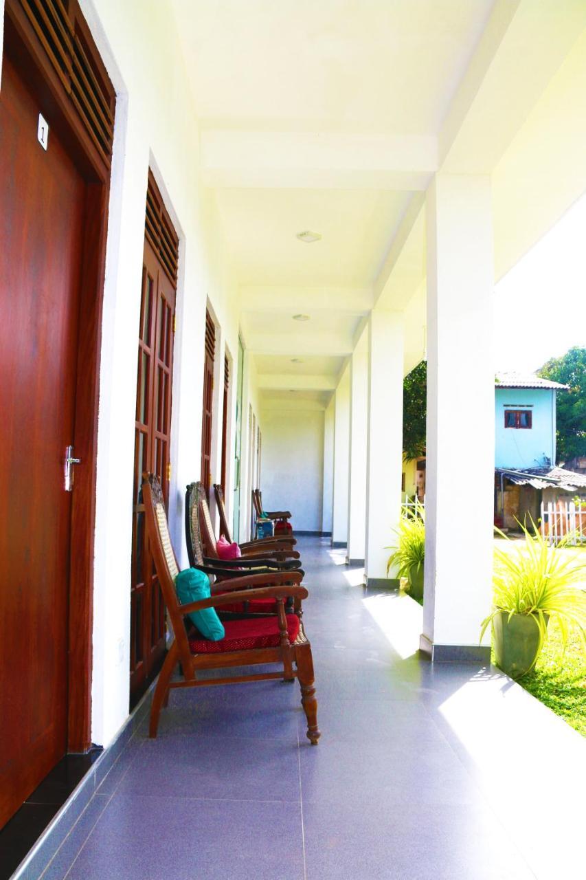 A&B Resort Negombo Kudapaduwa Ngoại thất bức ảnh